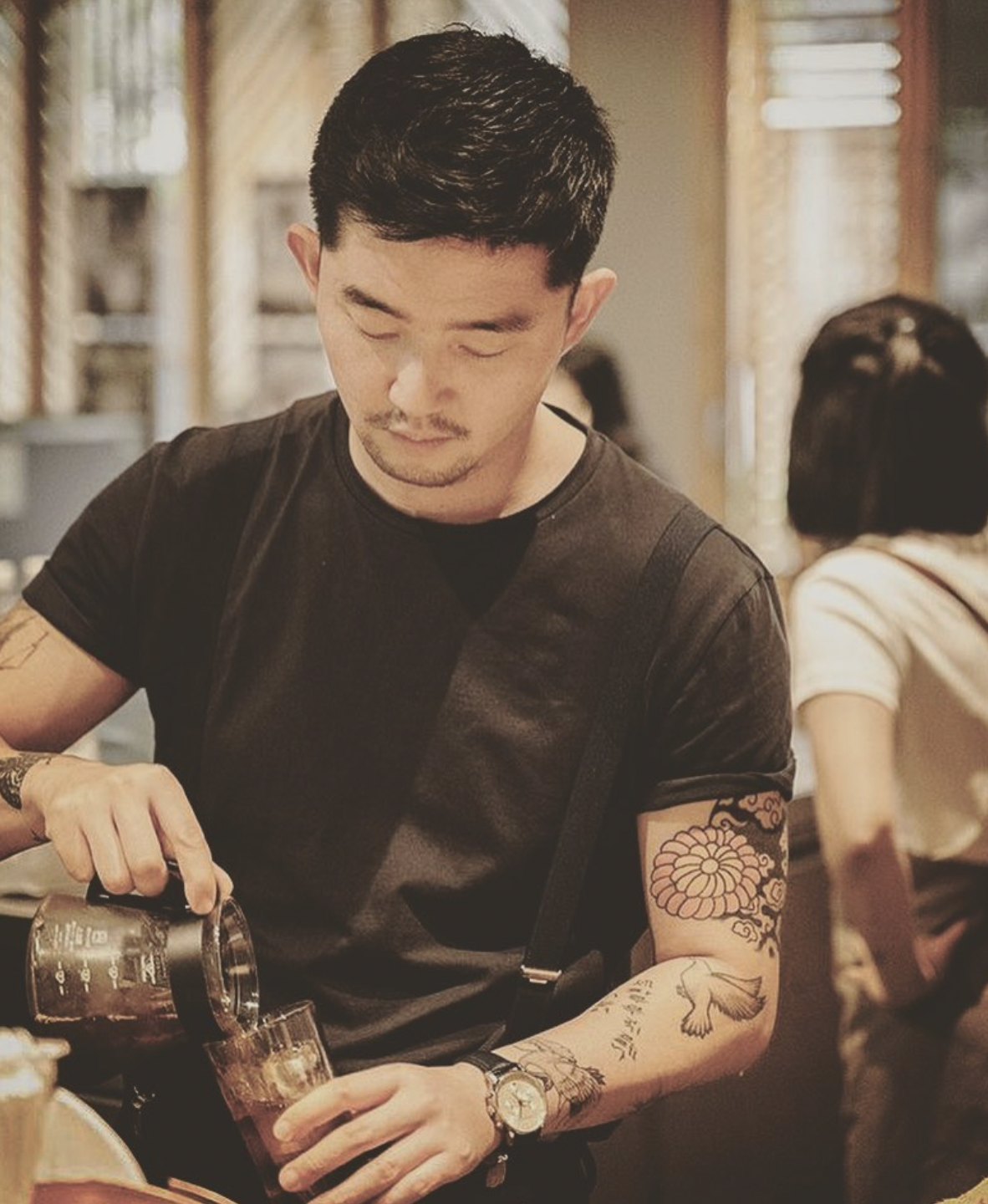 Dennis in action. Kilde: Enghave Kaffes Instagram